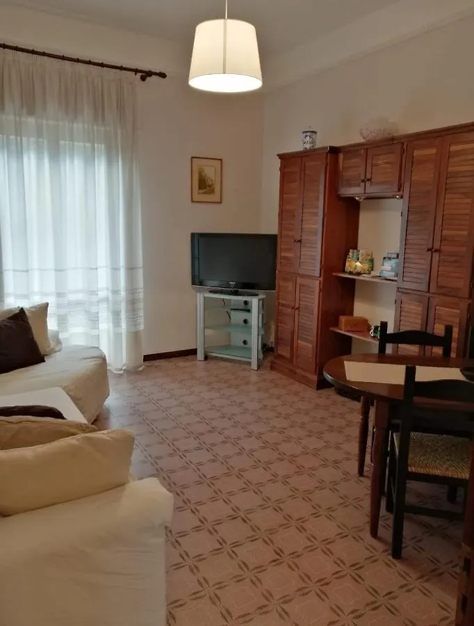 La Casa Di Gb Apartment Pieve di Teco 0*,  Italy